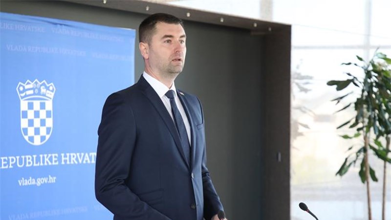 Filipović: Nema više prepreka za pokretanje proizvodnje u Petrokemiji